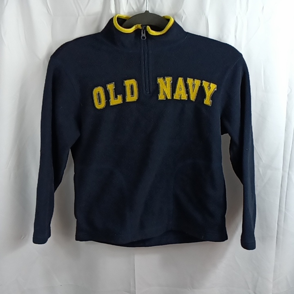 Boys old navy sweater size medium 8